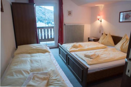 10-Bedroom House near Obertauern for 30 people