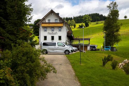 Gasthaus Pension Donishäusle