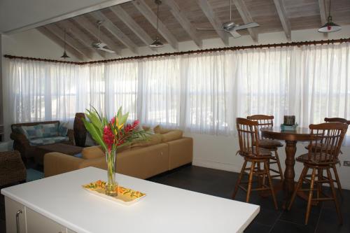 Superb Split Level Waterside Apt, Marigot Bay, St Lucia WI, Кастри (фото 3)