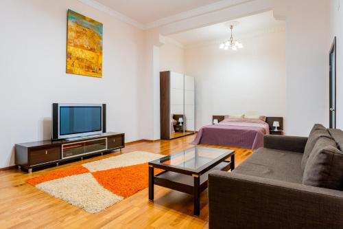 Apartment Bolshaya Konyushennaya - image 7