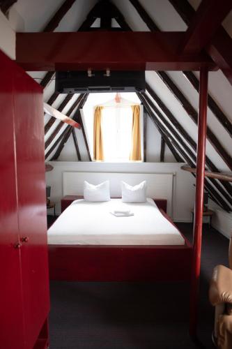 Hotel Internationaal Room Type - Deluxe Double Room with Bath