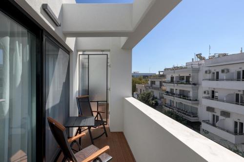 Double Room with Balcony image 10
