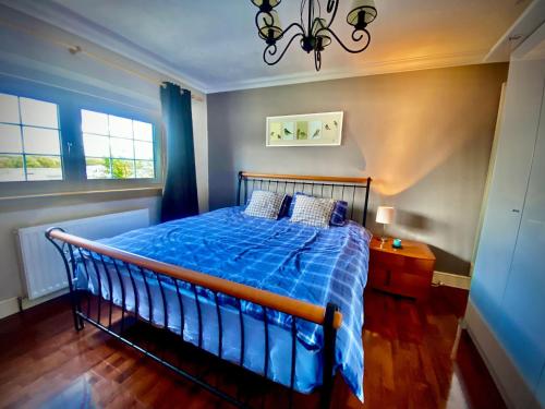 Cosy 2 bed house with direct train link to Glasgow gîte à louer Stonebyres