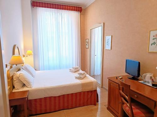 Roman Terrace - main image