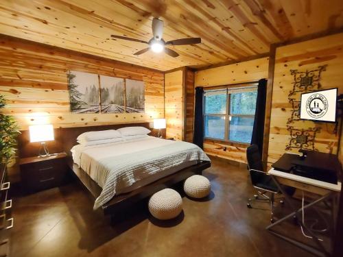 Fishers of Zen - Broken Bow Vacation Cabin thumb 2