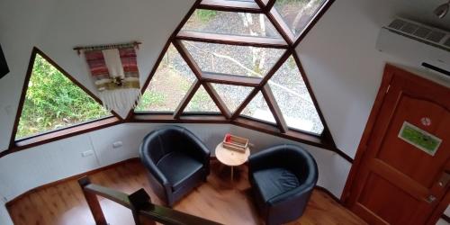 Cuyinco Domos in Lago Ranco