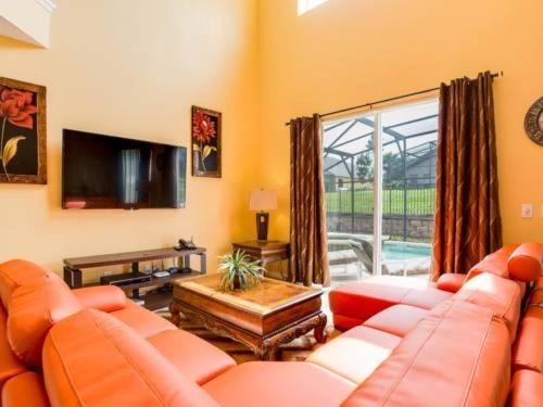 This 7 Bedroom vacation home only mins to Disney - image 13