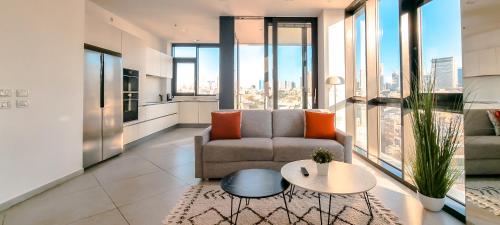 One-Bedroom Apartment image 10