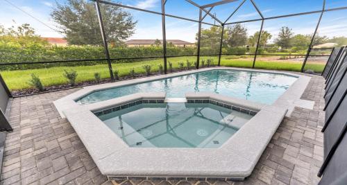 THEMED 7BR Villa Pool Spa Game near DISNEY in Davenport, USA