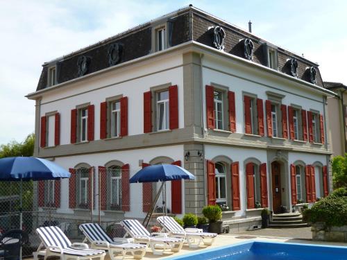  Hôtel  Villa Carmen, Pension in La Neuveville bei Hagneck