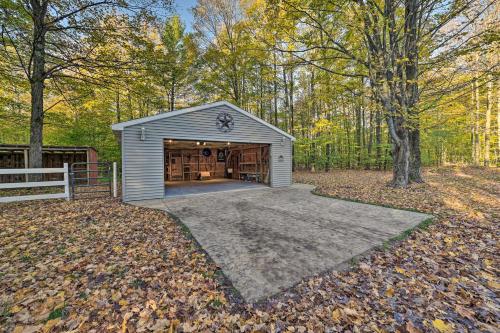 Secluded Ranch House with Barn on 25 Acres!