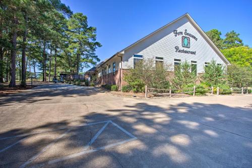 Holly Lake Retreat w/ 2 Community Pools & Yard in Holly Lake Ranch (TX)