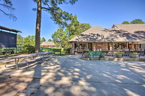 Holly Lake Retreat w/ 2 Community Pools & Yard in Holly Lake Ranch (TX)