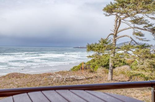 Somewhere at the Beach - image 9