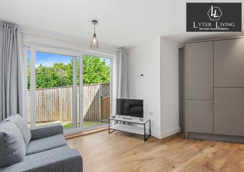 Picture of Lyter Living Serviced Accommodation Oxford-Hawthorn-With Parking