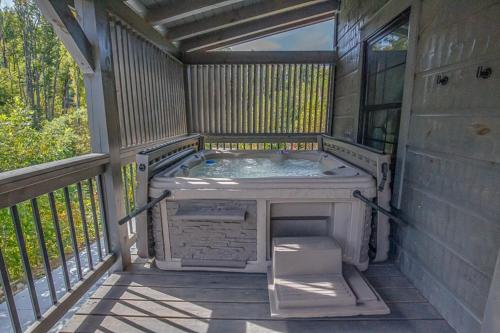 The Aspen Cabin home - image 5