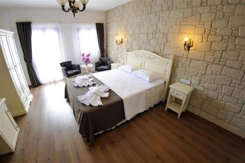 ALBA OTEL