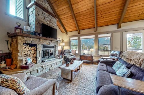 Glacier & Ducks Unlimited in Big Sky, USA