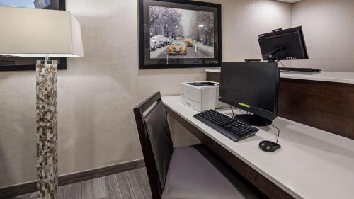 Best Western Paramus Hotel & Suites