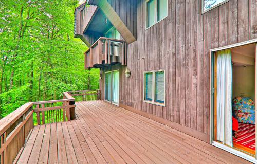 1477 Salt Ash Road in Plymouth, USA