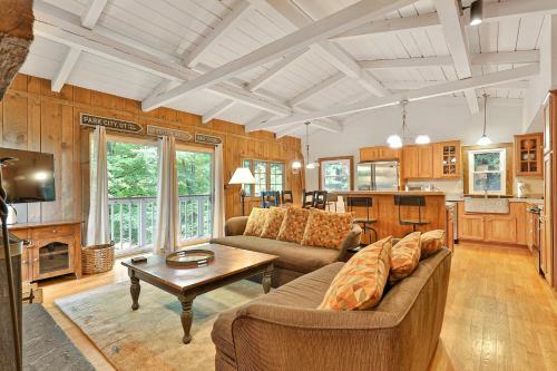 Chalet at the Base of Okemo Mountain, Ludlow (photo 4)