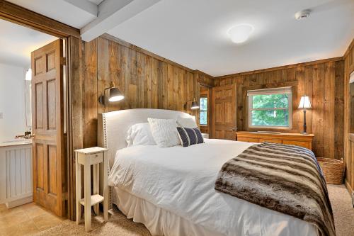 Chalet at the Base of Okemo Mountain, Ludlow (photo 10)