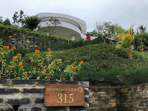 Ivory Villas and Resort - Mountain View Villa