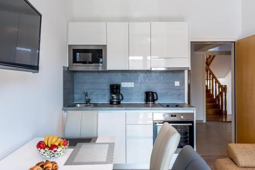 Two-Bedroom Apartment Standard room in Apartments Baldo