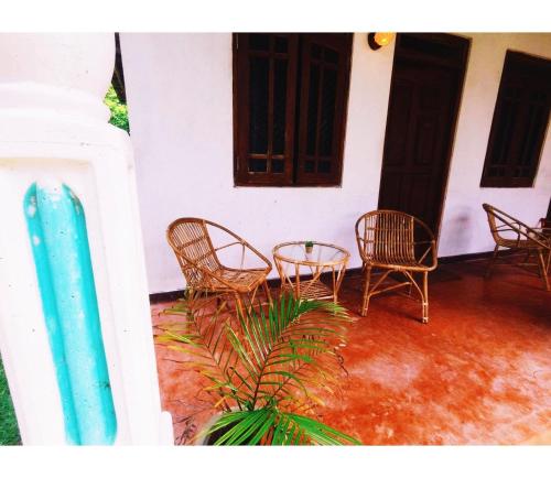 Erkély/terasz, Lotus Surf House in Midigama Beach