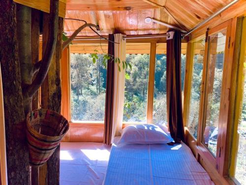 RRR cottages and treehouse- Tirthan Valley