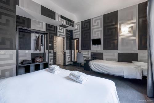 Hotel Deco - image 9