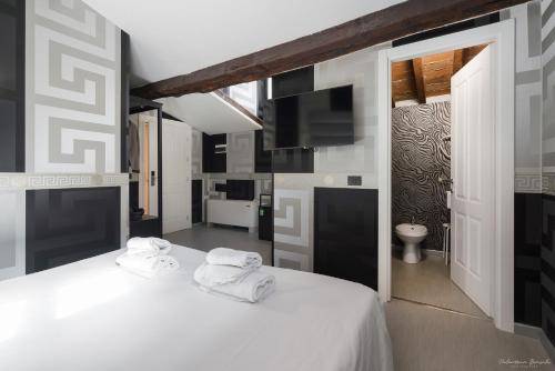 Hotel Spagna - image 7