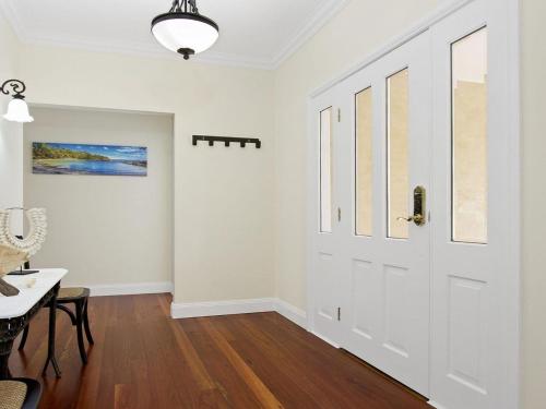 Holiday Home image 9