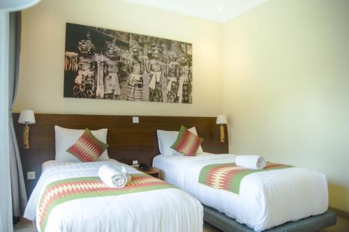 Akatara Hotel - Tap to explore photos