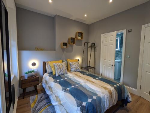 Charlotte Guest House in Camden