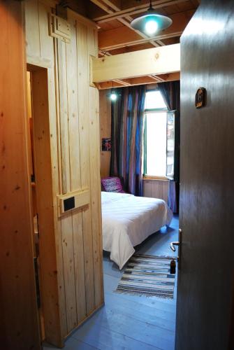 Hotel LONDON, Tirana (photo 10)