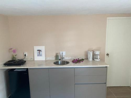 Place2cu-Studio apartment - image 5