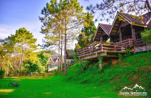 ไร่นุชชม รีสอร์ทเขาค้อ Khao Kho