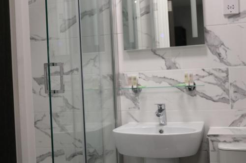 Dreibettzimmer, komfort, dusche