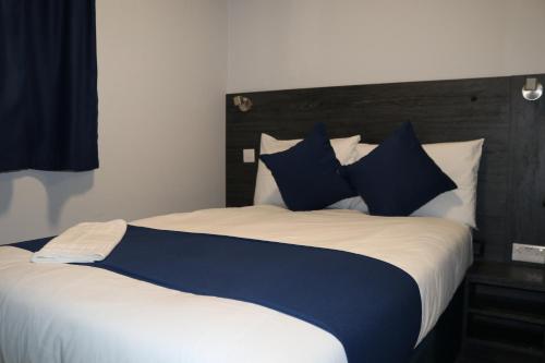 Blue Sapphire Hotel - image 8