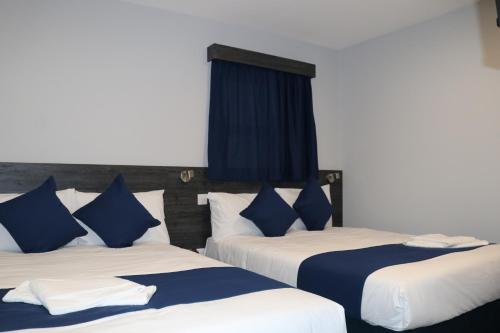 Blue Sapphire Hotel Room Type - Comfort Quadruple Room Blue Sapphire Hotel Room Type - Comfort Quadruple Room
