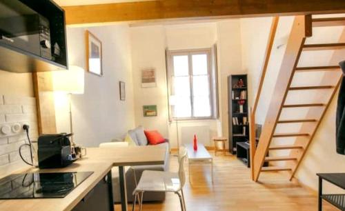 Nice warm studio chambre d'hôte Lyon