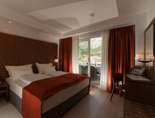Aparthotel Miramare - image 4