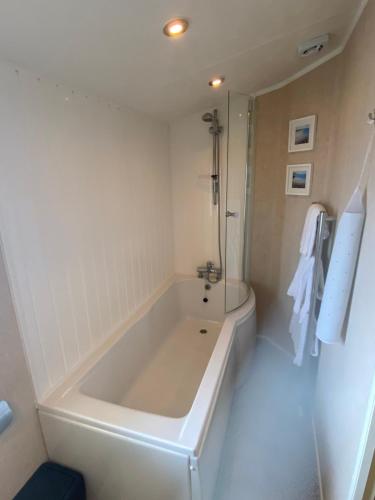 Cosy & Modern Cabin In Heart of Northumberland in Shilbottle