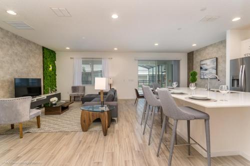 Exquisite! 8Bed 6Ba Villa Pool Spa At Sonoma 2616C - image 6