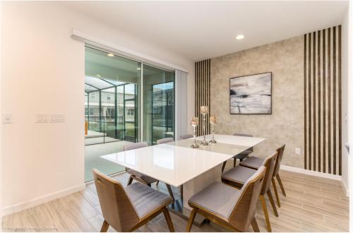Exquisite! 8Bed 6Ba Villa Pool Spa At Sonoma 2616C - image 9