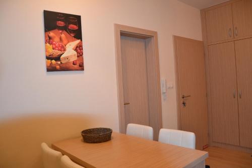 Храна и напитки, Apartmán v Starej Lesnej s balkónom (Apartman v Starej Lesnej s balkonom) in Стара Лесна