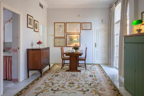 Holiday Apartment, 2 pax, historical center, Seville (photo 9)