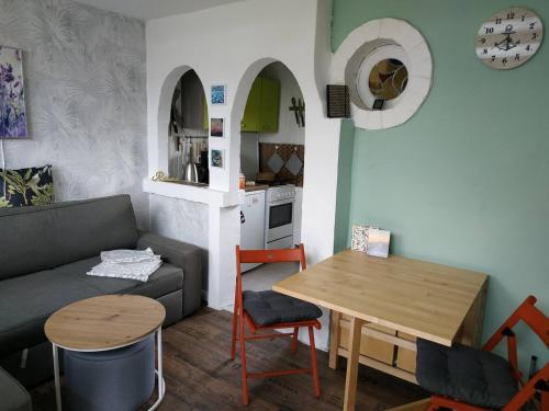 Projekt Ferienhaus am See inkl, W-LAN, Betwäsche und Netflix, Fellnasen Willkommen (Projekt Ferienhaus am See inkl, W-LAN, Betwasche und Netflix, Fellnasen Willkommen) in Jürgenshagen