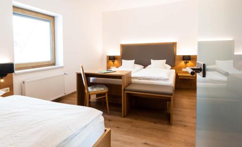 Dreibettzimmer